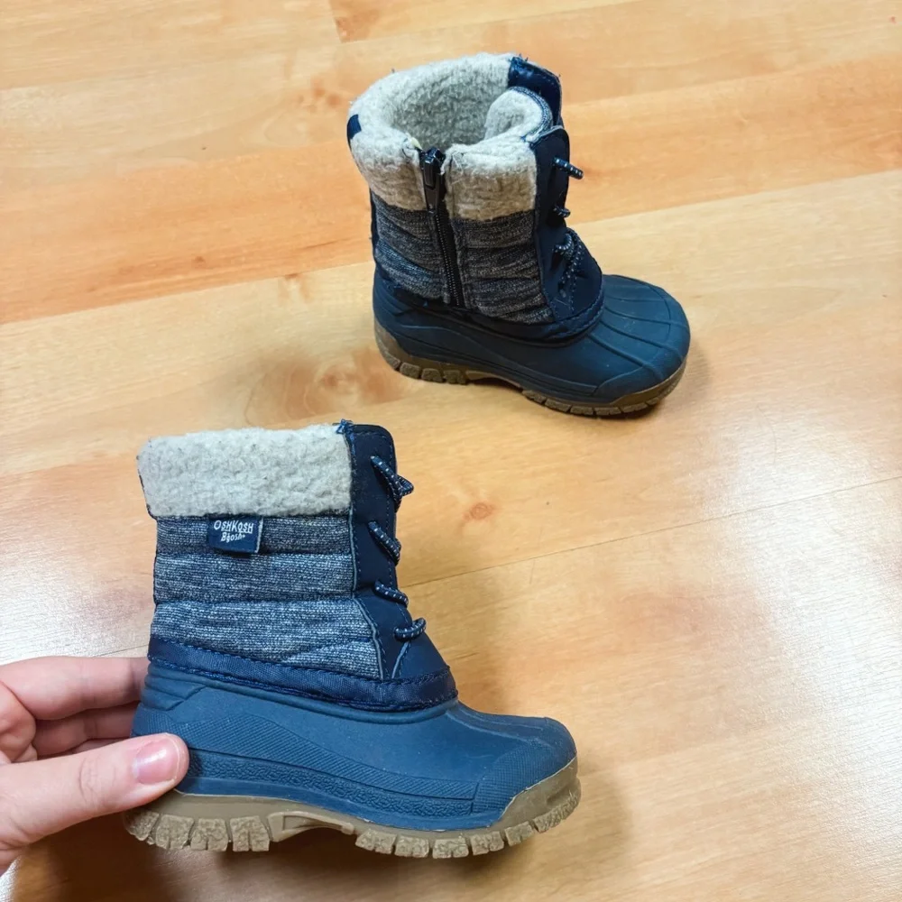 Oshkosh Blue Faux Fur Lined Snoe Cold Weather Wintet Snow Boot Toddler 5